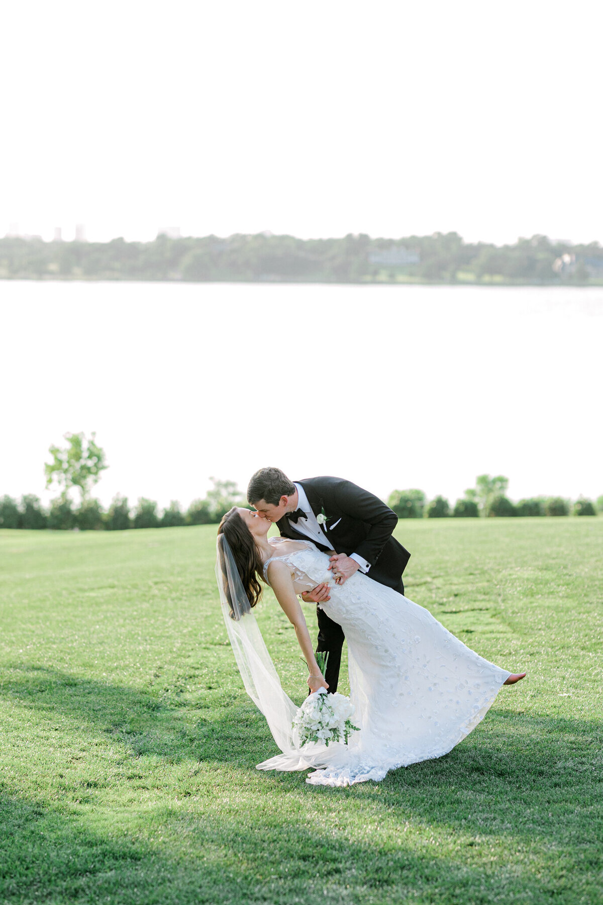 Gena & Matt's Wedding at the Dallas Arboretum | Dallas Wedding Photographer | Sami Kathryn Photography-168
