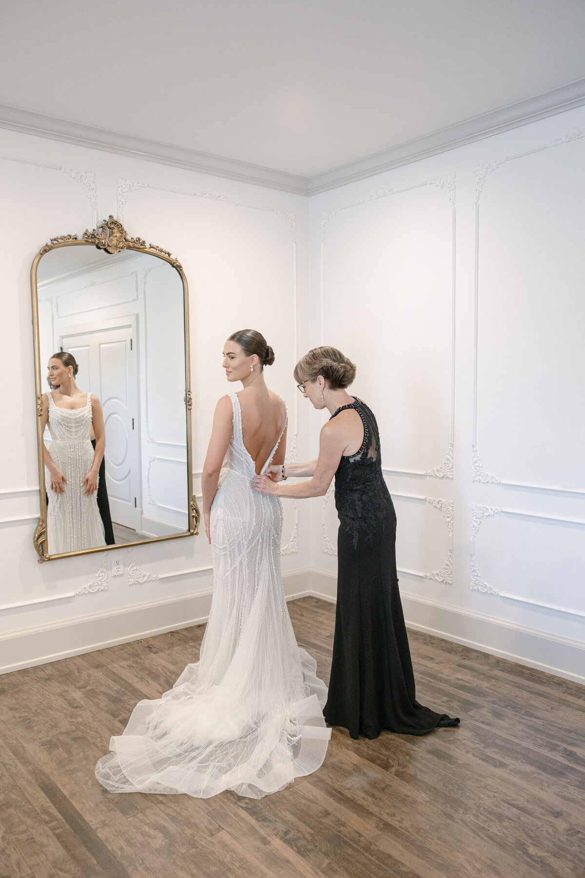 Emma + Joey Wedding Getting Ready-Mariah Jones Photography-72