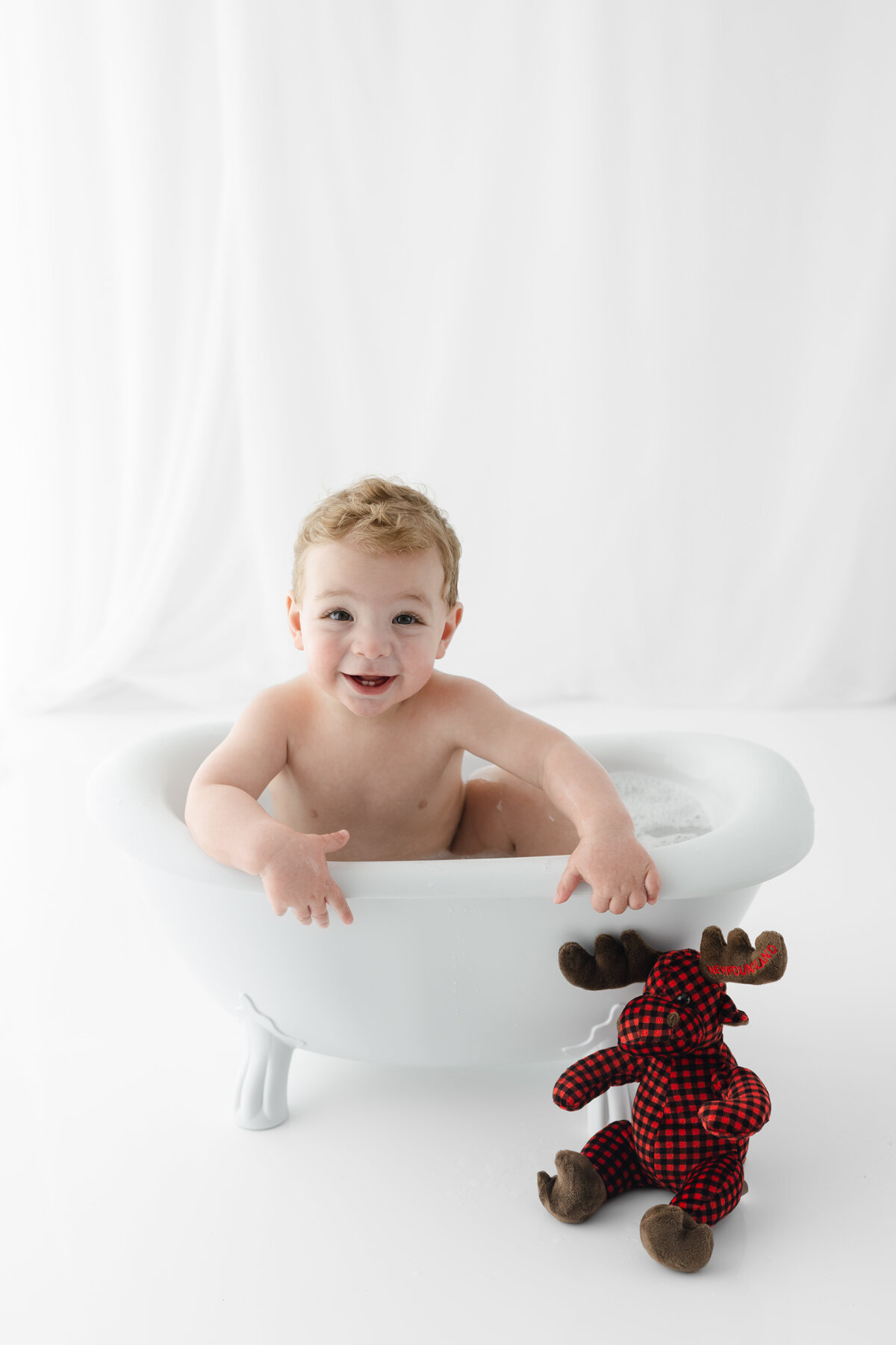 Cake Smash and Splash - Logan-60
