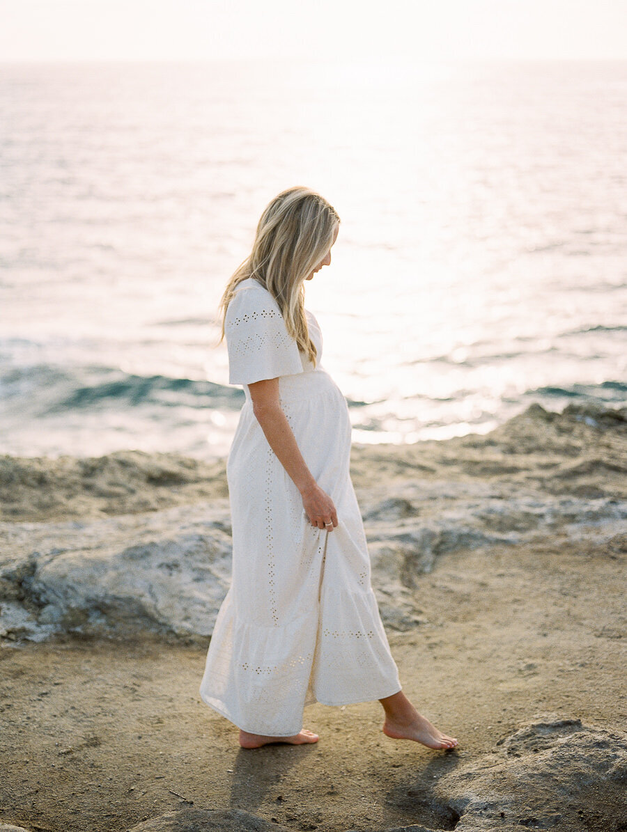 Maternity_Session_Sunset_Cliffs_San_Diego_California_Megan_Harris_Photography-75
