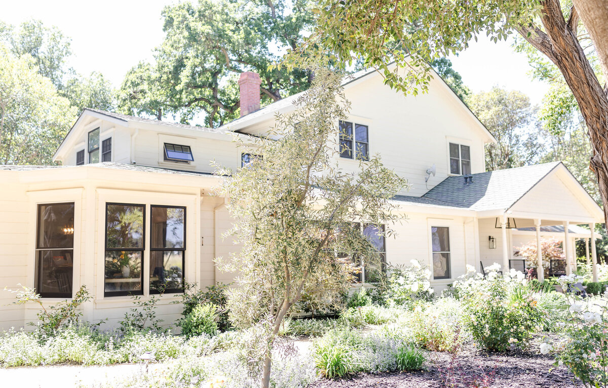 Sacramento wedding planner_     
