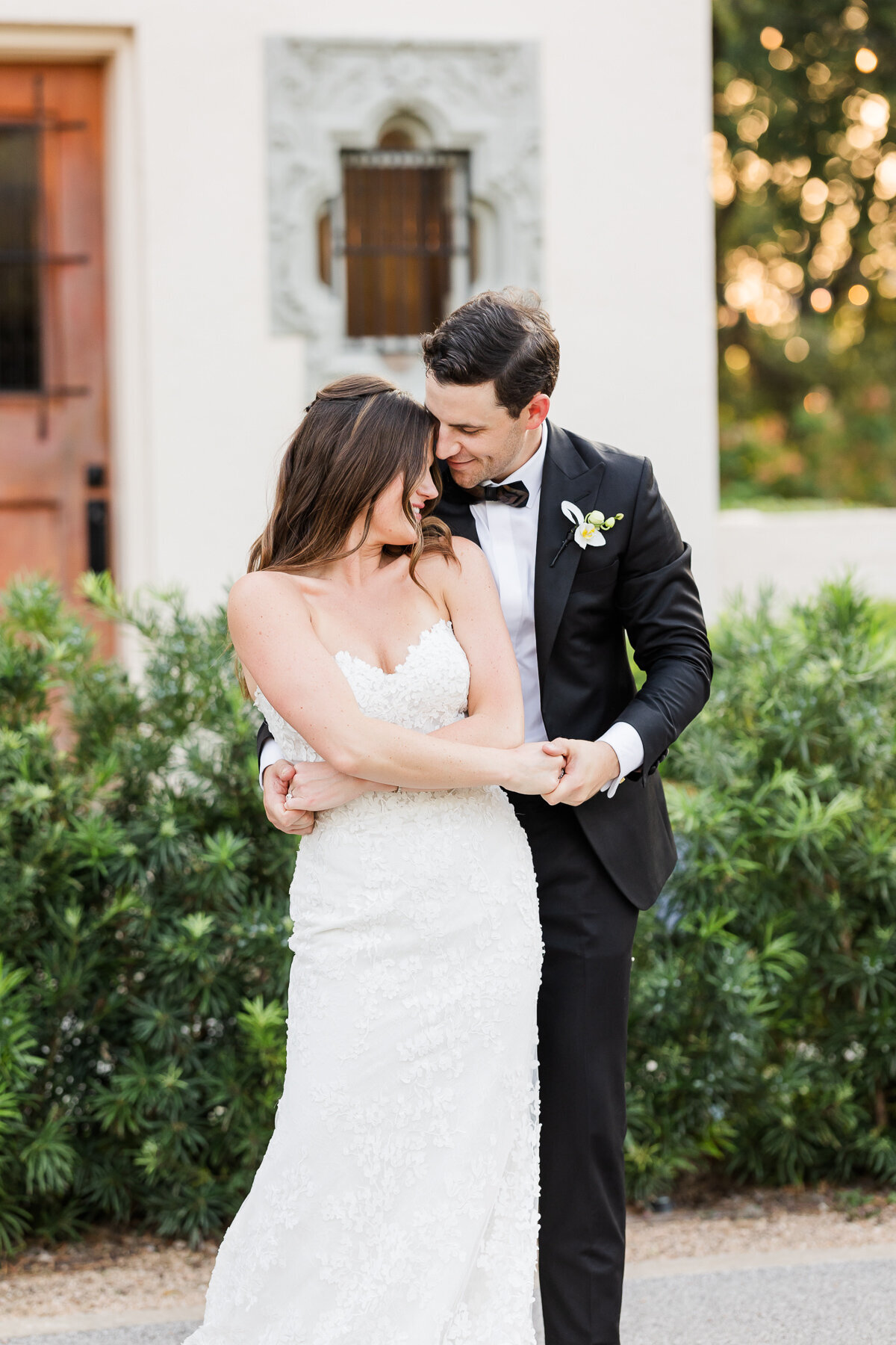 Laguna-Gloria-Wedding-Photographer-Austin-0123