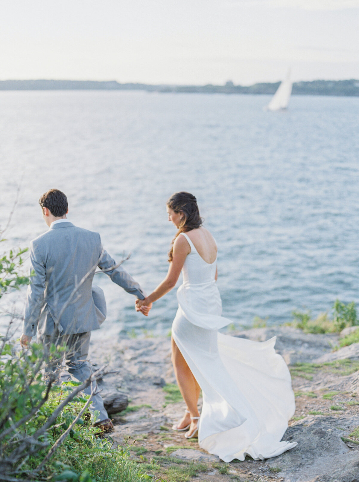 Emily March Photography Wilmington, North Carolina and Destination Wedding Engagement Photographer Heirloom Photography for Memorable Gatherings Light Airy Sentimental Imagery Images Weddings SamuelsWedding_0578