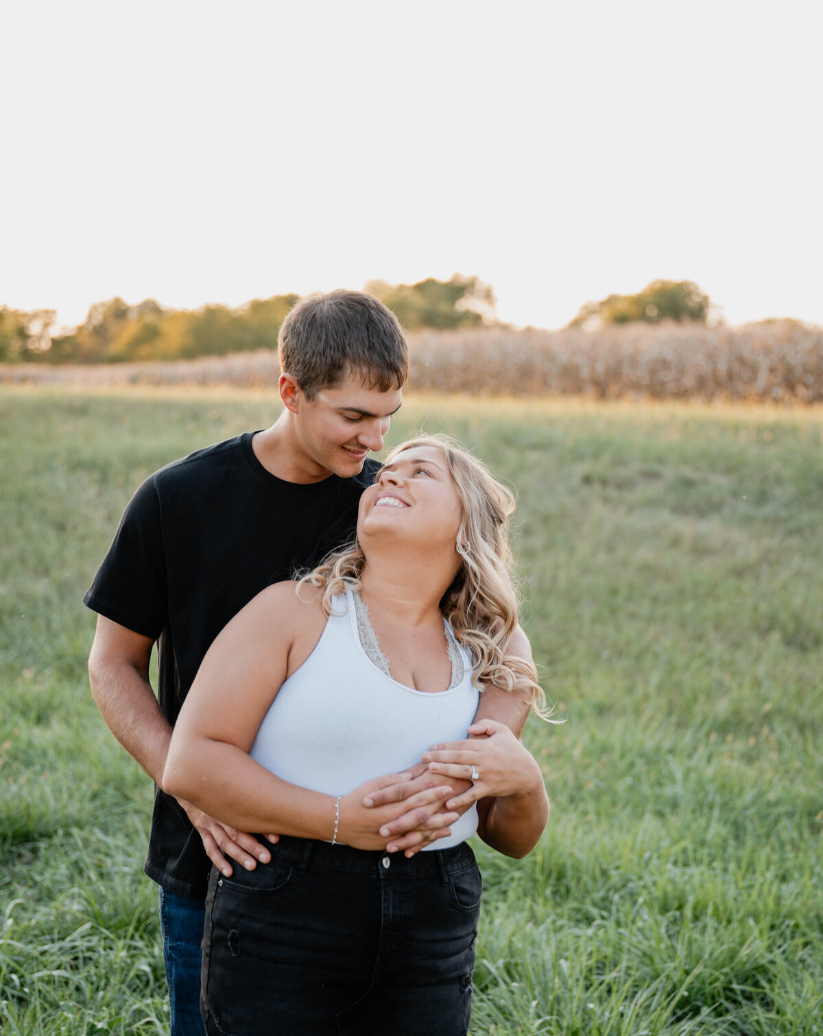 Taylor Elizabeth Photography Weddings and Lifetyle Photographer in Indiana Engagement Photo 31