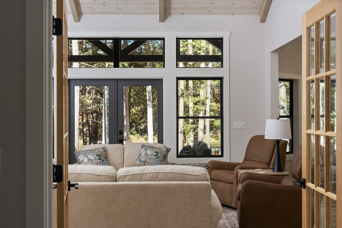 69-web-or-mls-JEL02000