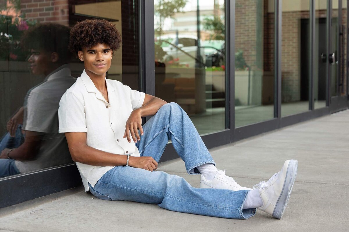 high-school-senior-photos-in-minneapolis