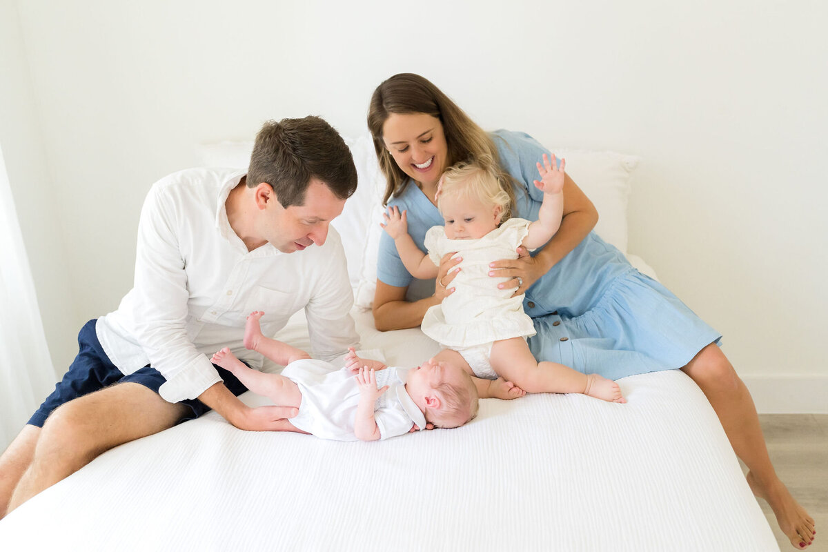 austin-newborn-photographer-lifestyle-session (43)