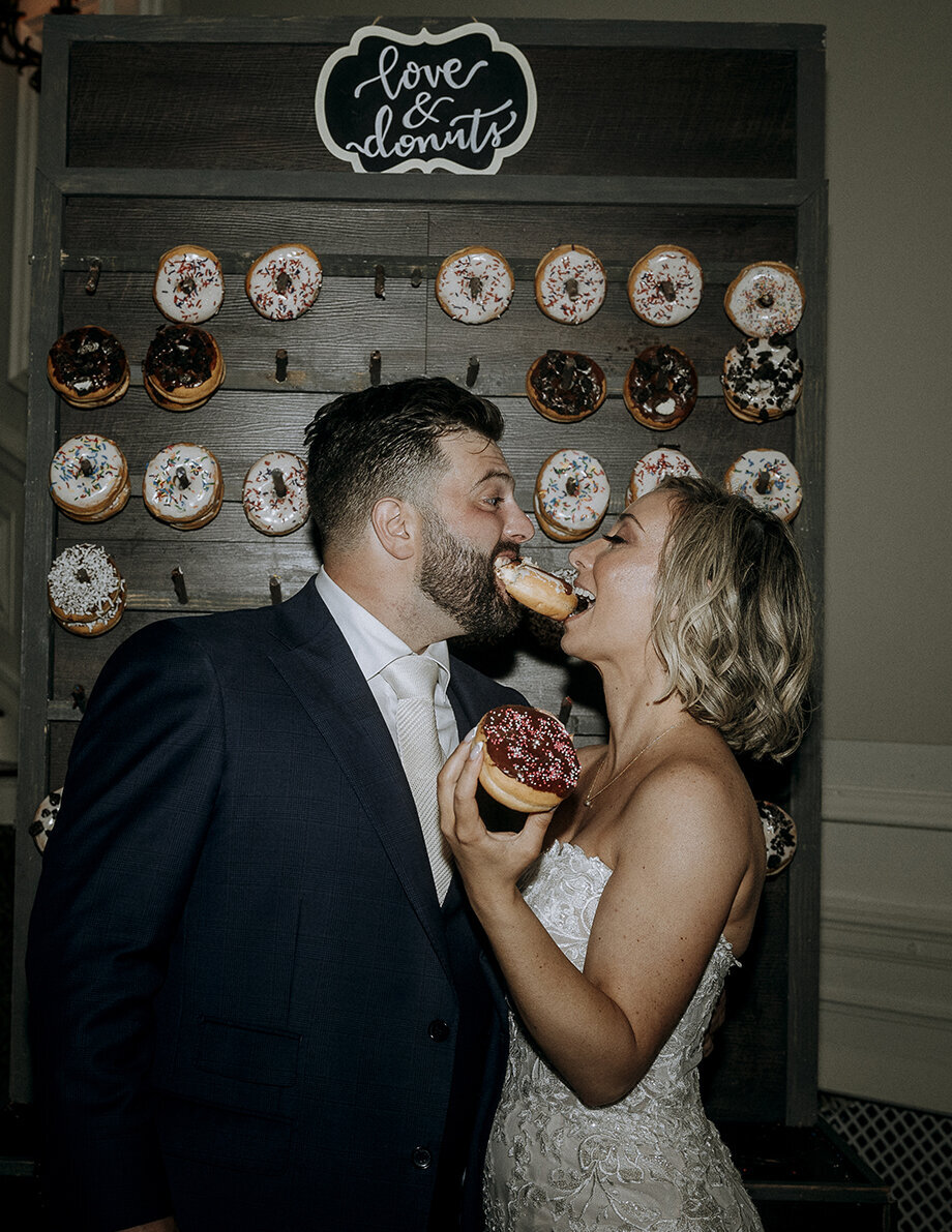 Mira Park Photography NY based wedding photographer Wedding reception at Bourne Mansion in Long Island, NY