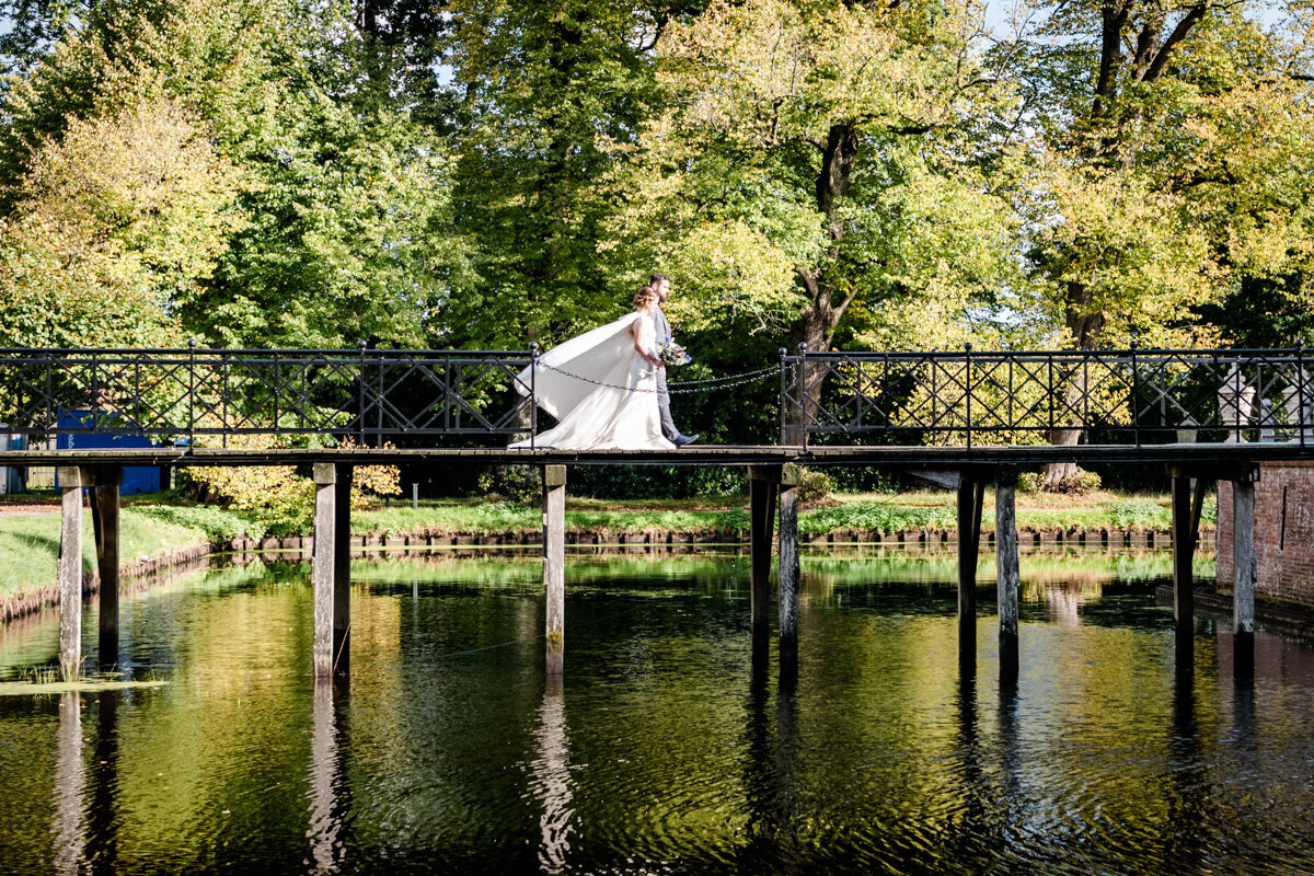Trouwen Landgoed Fraeylemaborg, bruidsfotograaf Groningen, trouwen in Groningen (28)