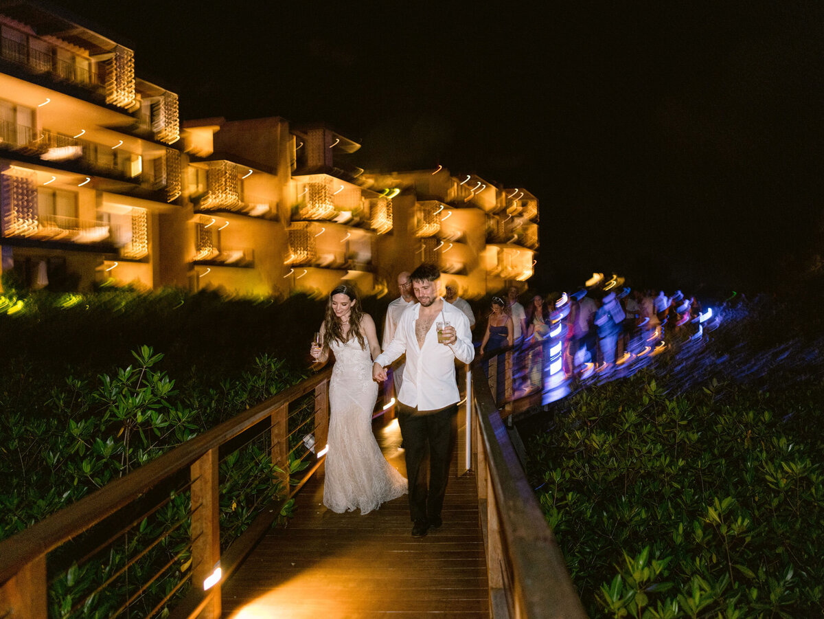 096-larissa-cleveland-mexico-etereo-auberge-wedding-cabo-