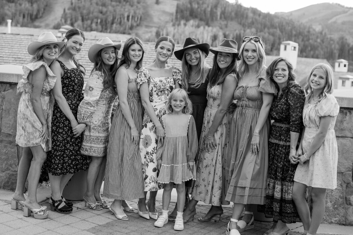 KateEdwardsWeddings_Caroline&Tom_WelcomeParty_Finals-220