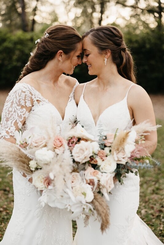 Kelsey_Draven_Wearethebowsers-444_websizeSameSexBohoFlorals