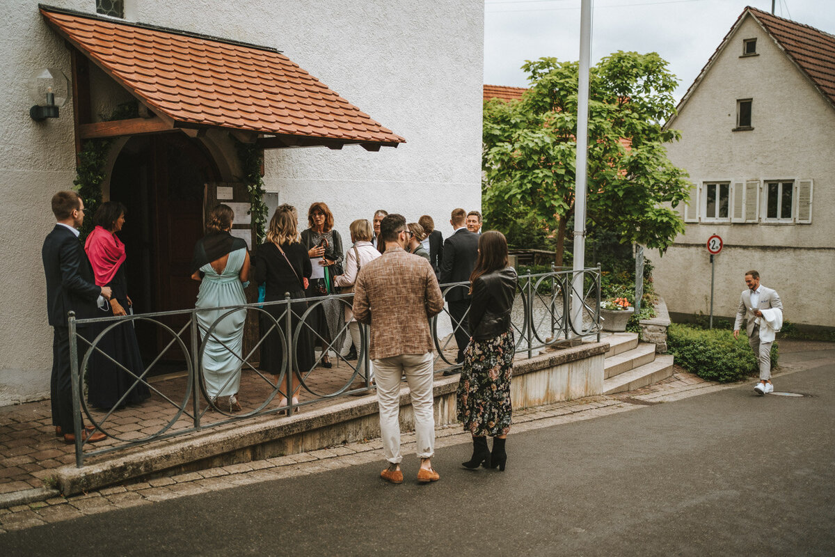 Hochzeitsfotograf-Freiburg-Hochzeitsfotograf-in-Freiburg-Hochzeit-rustikal-boho-Heiraten-Scheune-23