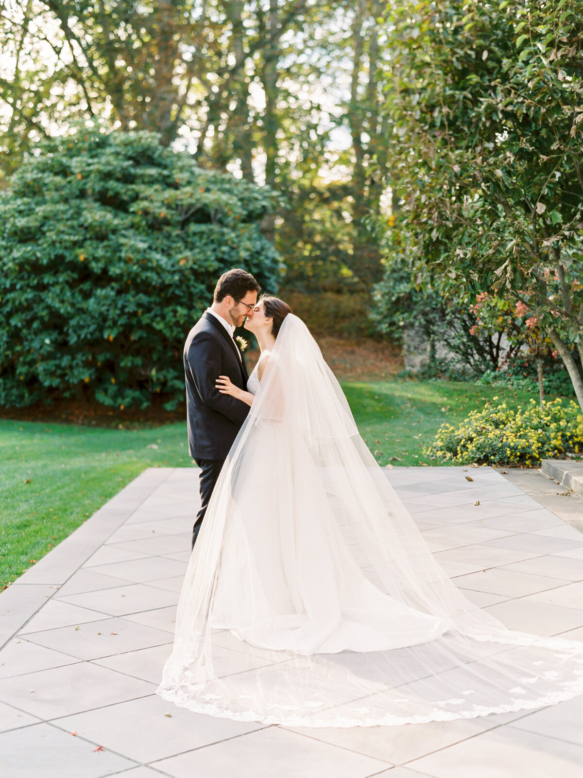 Tiffaney Childs-Newport Wedding Photographer-Lori + Christopher-Glenmanor House Wedding-294