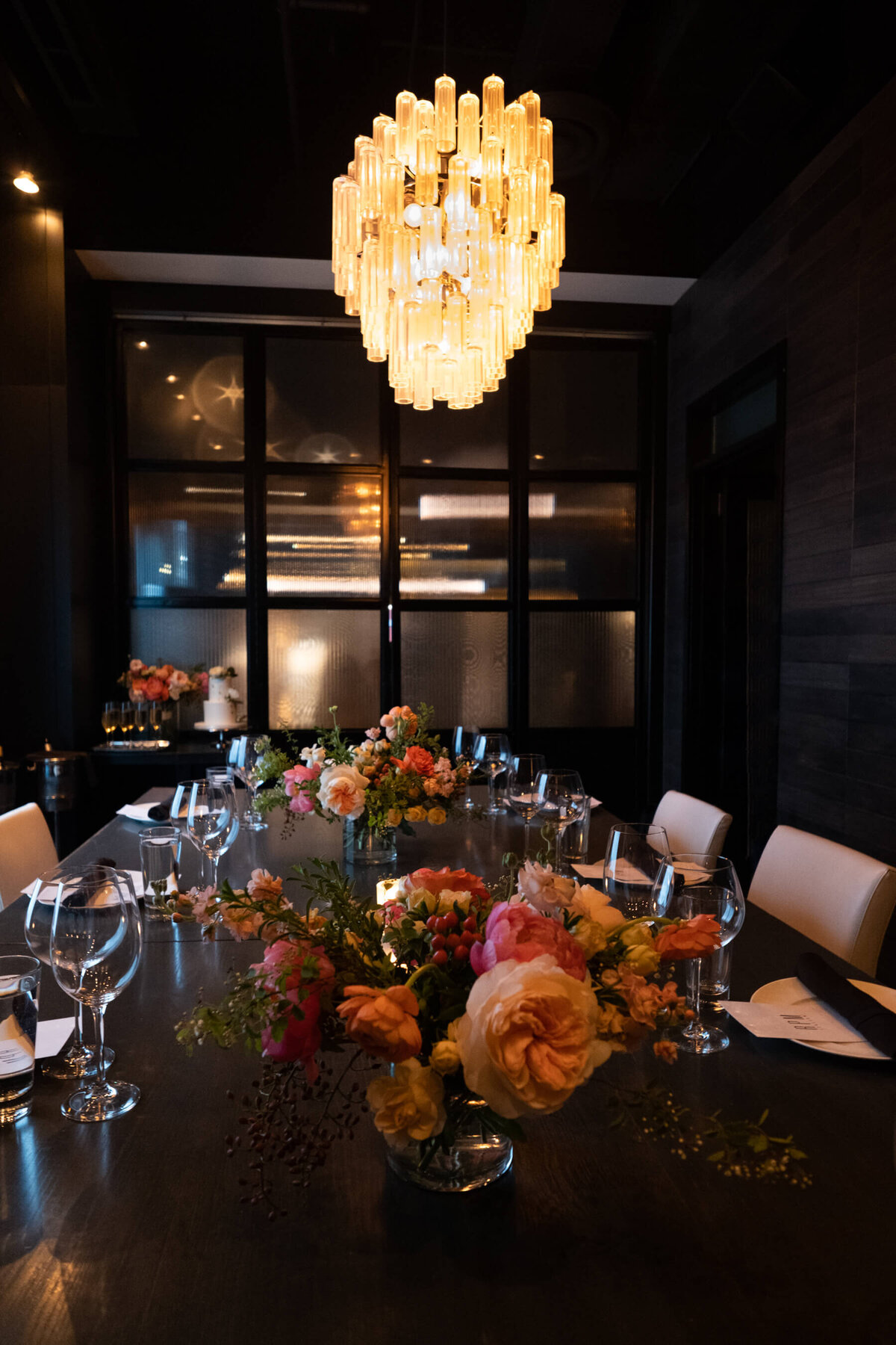 chicago-elopement-dinner-rpm-italian-tablescape-florals-1