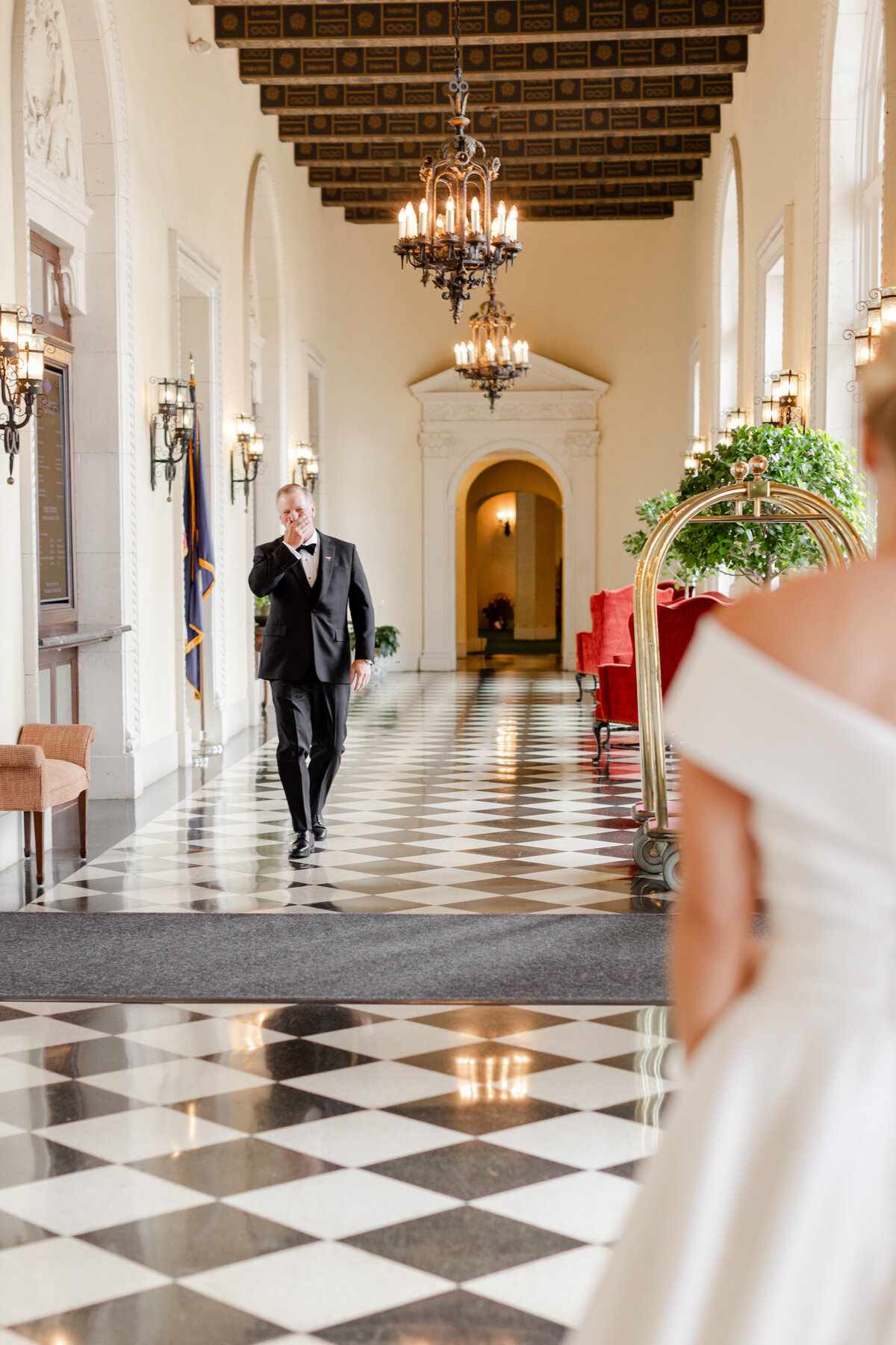 SSP-Sarah-Nicholas-Wedding-SneakPeek-74