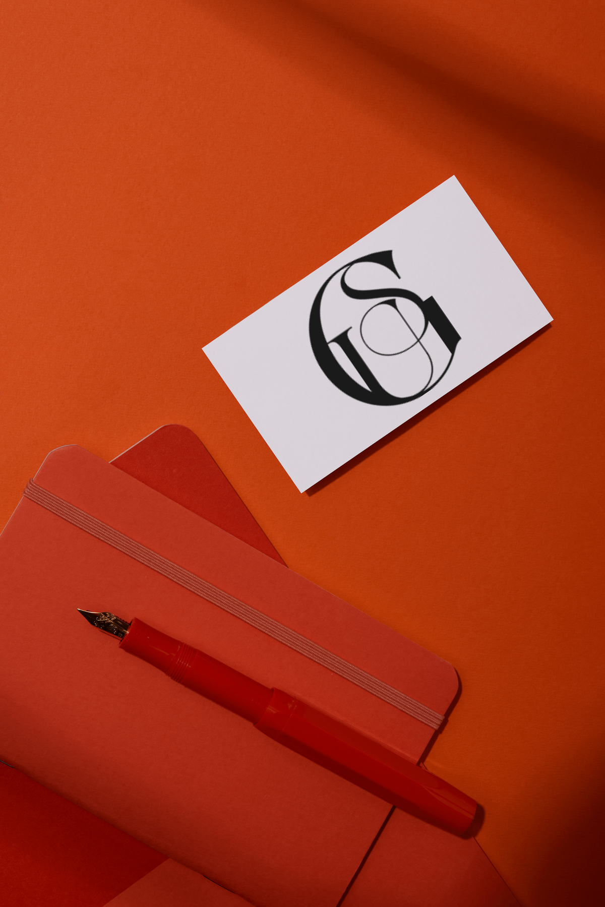submark logo for a photographer