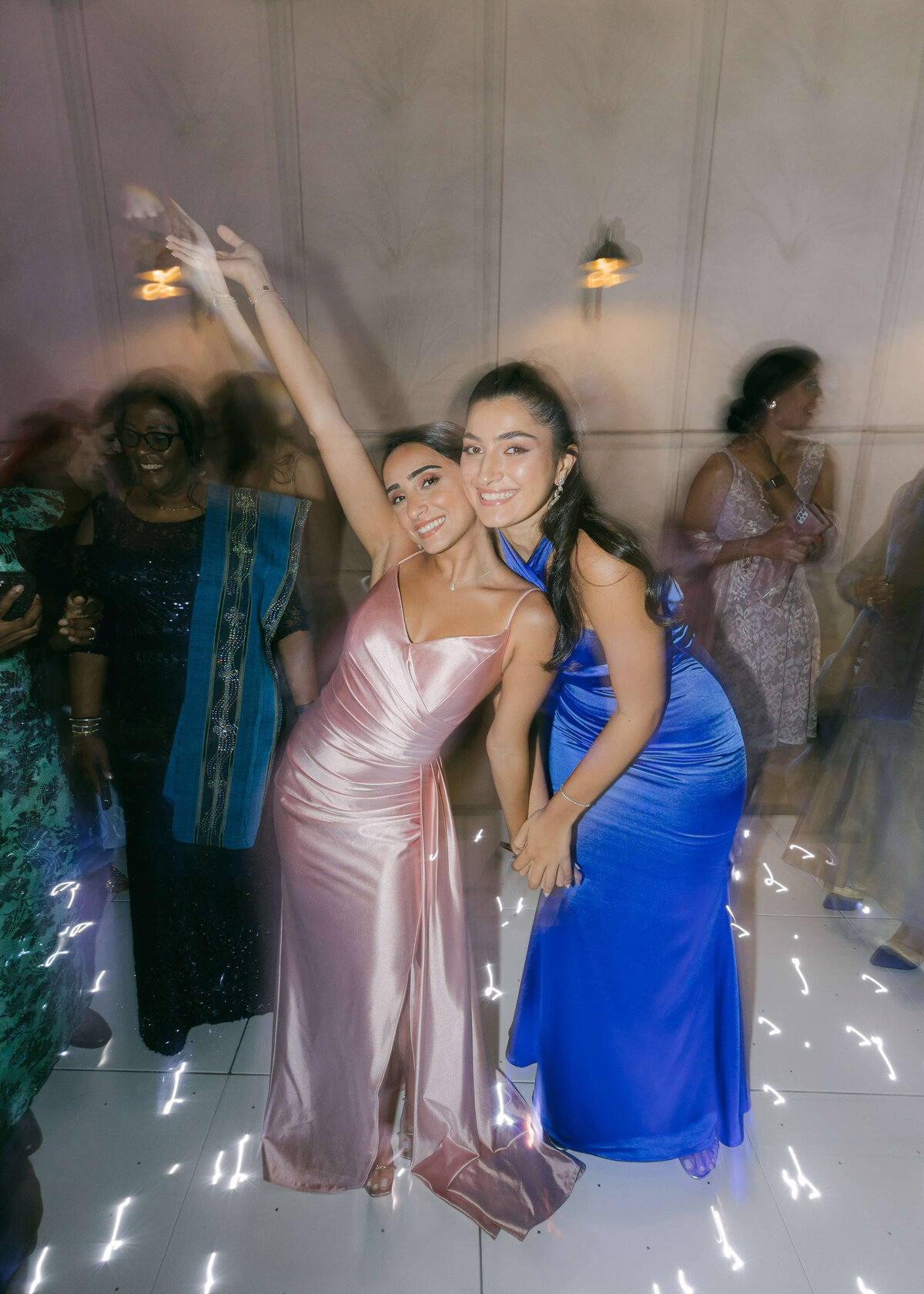 Noor-Tumi-Wedding-Spring-Somerset-House-Chloe-Winstanley-Photography-612