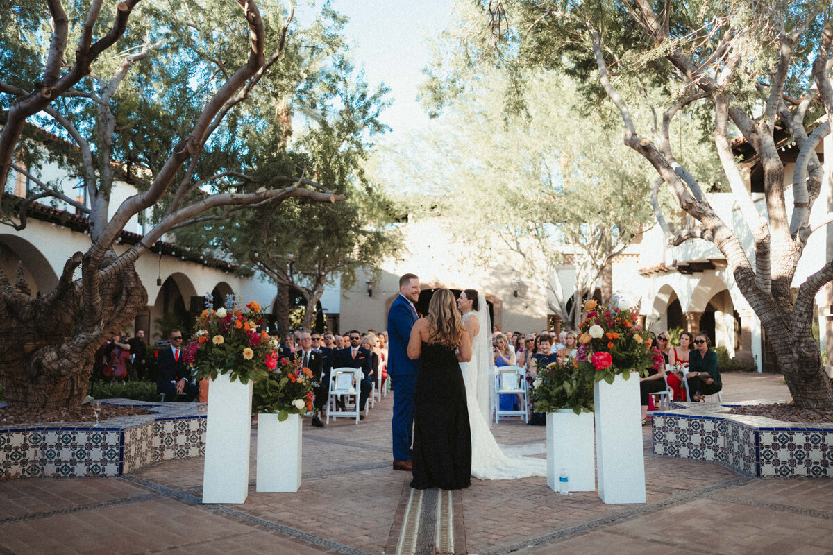 Sarah & Steven Wedding Sneak Peeks-80