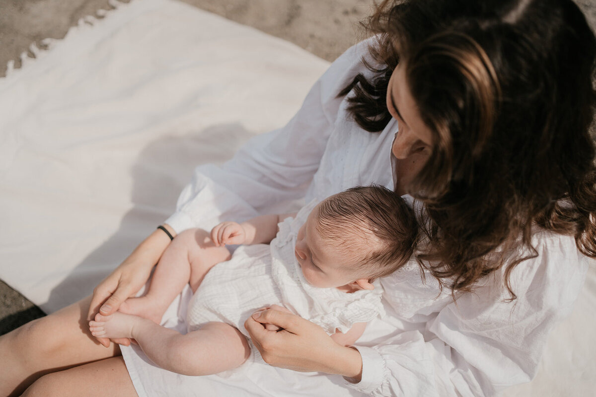 babyshoot-gezin-het-twiske-liefdevol leukfotografie5