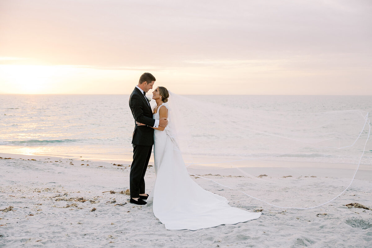 CORNELIA ZAISS PHOTOGRAPHY ANNIE + HARTWELL WEDDING SNEAKS  075_websize