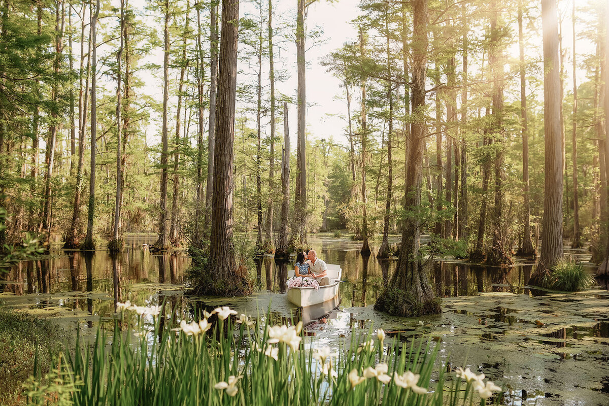 Couple canoes around Cypress Gardens for photoshoot. 
