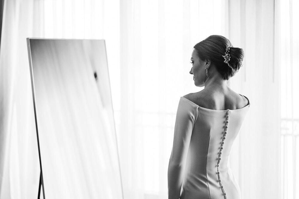 black-and-white-bridal-portrait-1