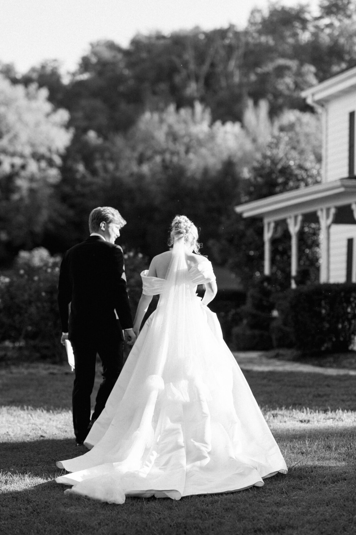 Hannah & Harrison - Dara's Garden- East Tennessee Wedding Photographer - Alaina René Photography-398