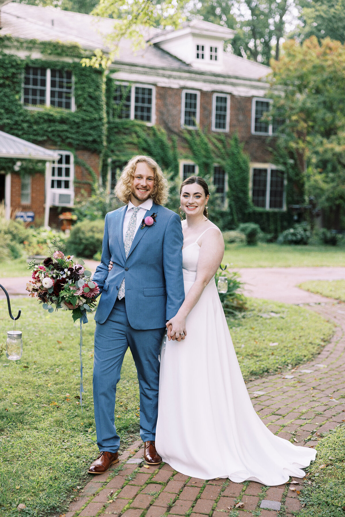 Wedding photography at outing lodge in stillwater minnesota for intimate wedding  (1)
