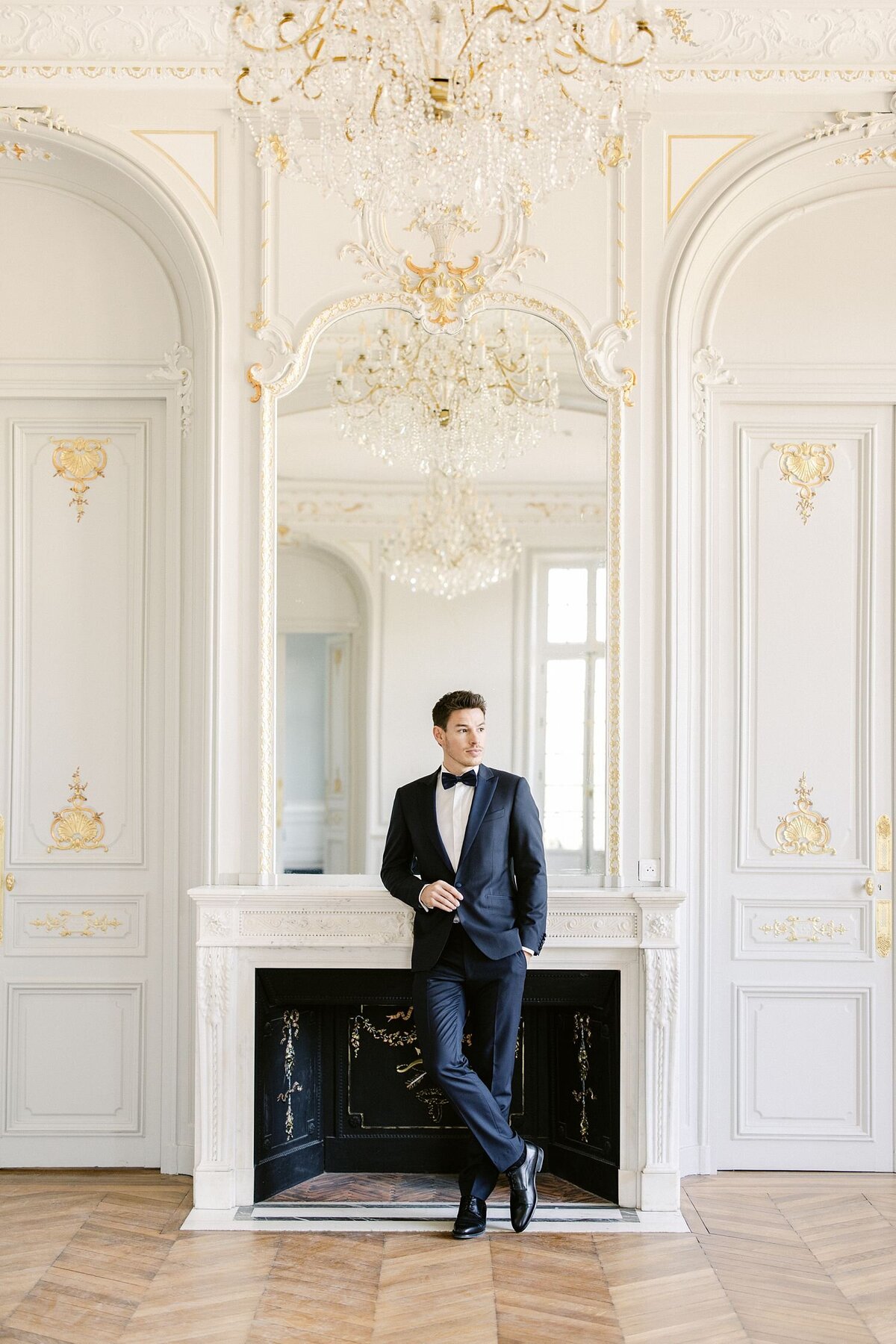 france-photographer-wedding-ceremony-groom-portrait