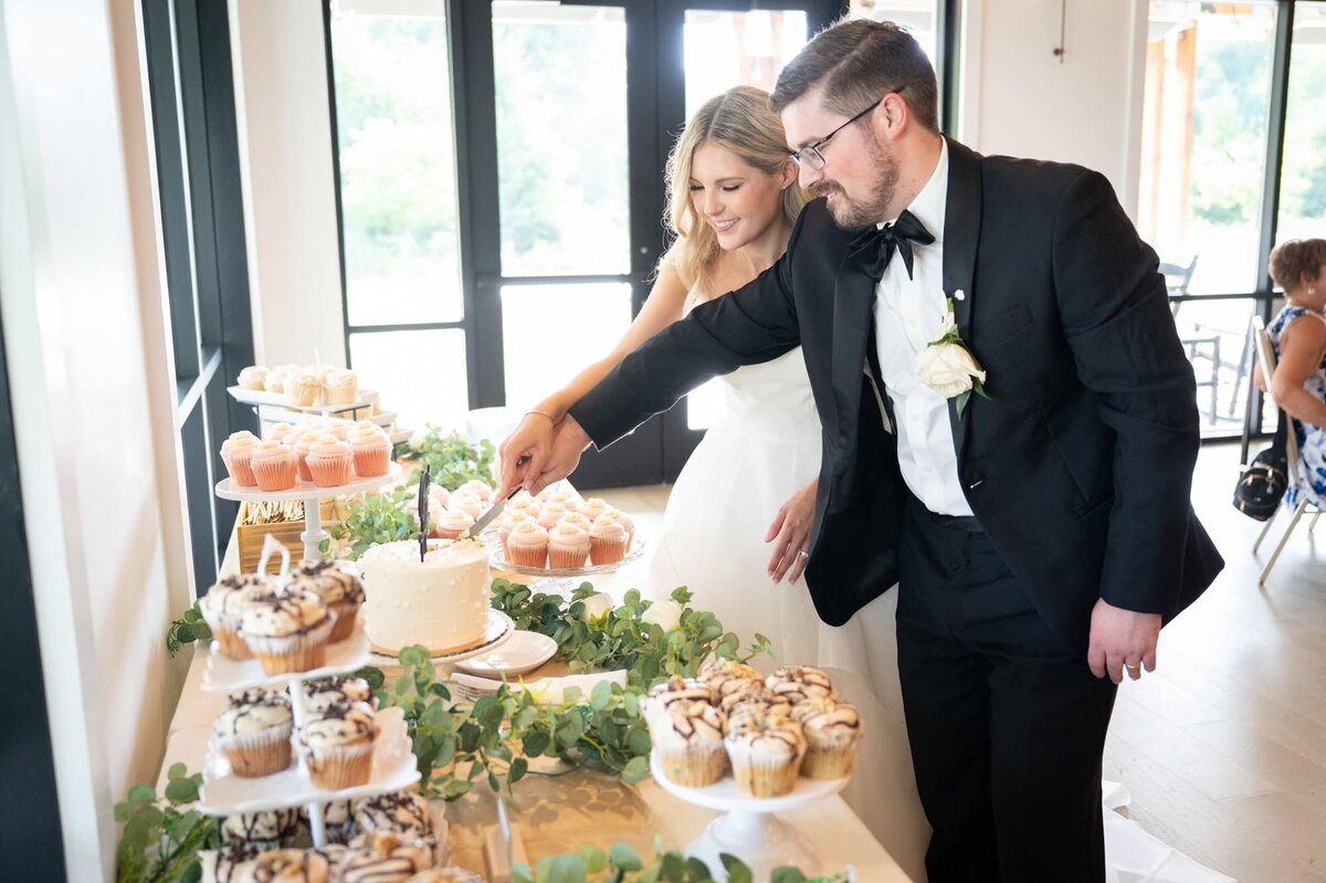 grandrapidsweddingphotographer-mm--111