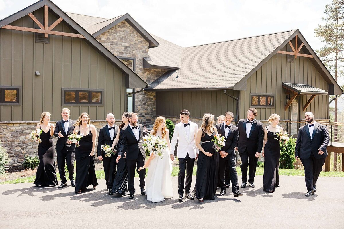 trillium-destination-wedding-venue-pigeon-forge-bridal-party