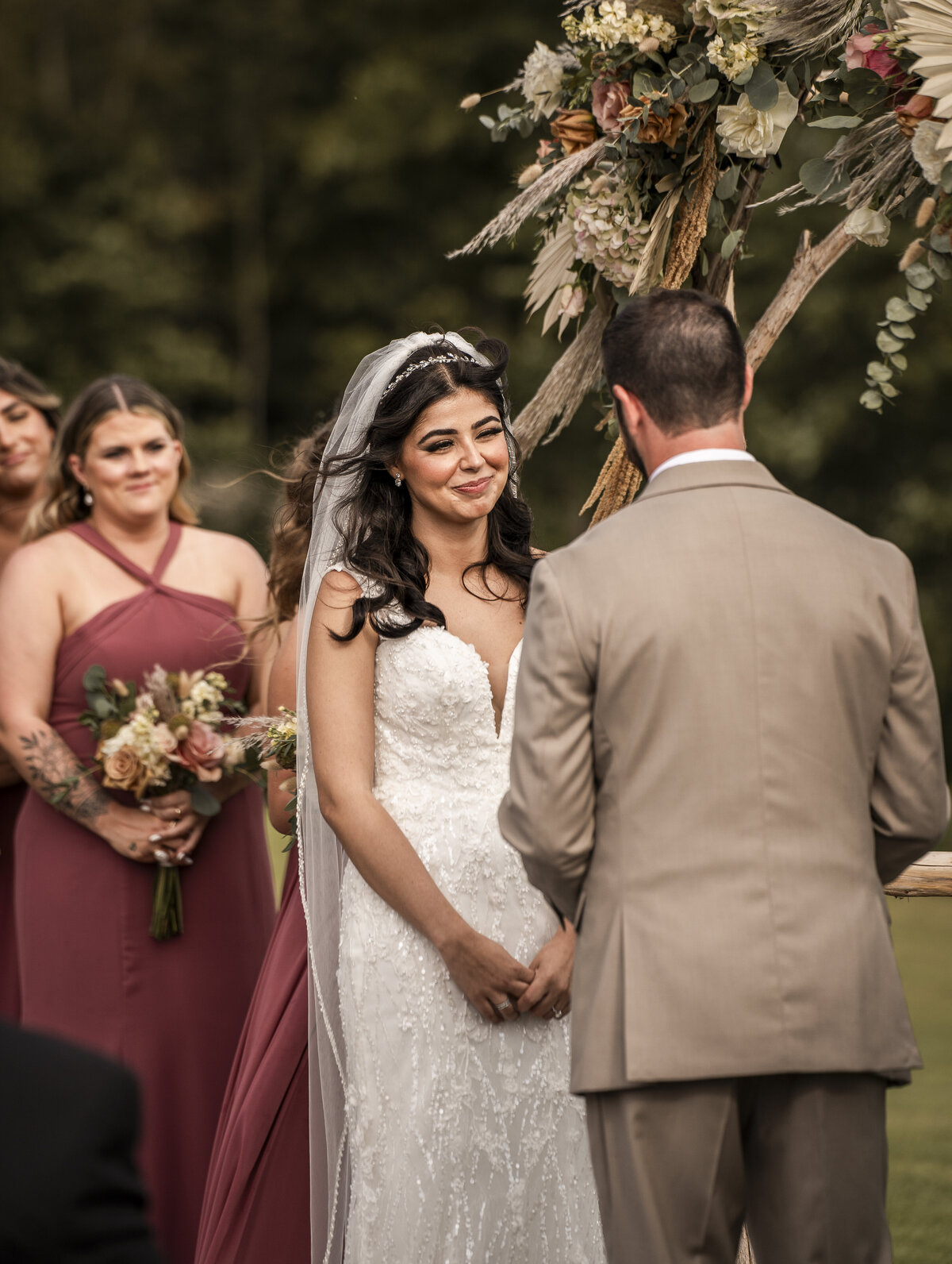 Buffalo, NY Rochester, NY and WNY wedding and engagement photographer. Jessica Stewart Photography. Gilbertsville Farmhouse