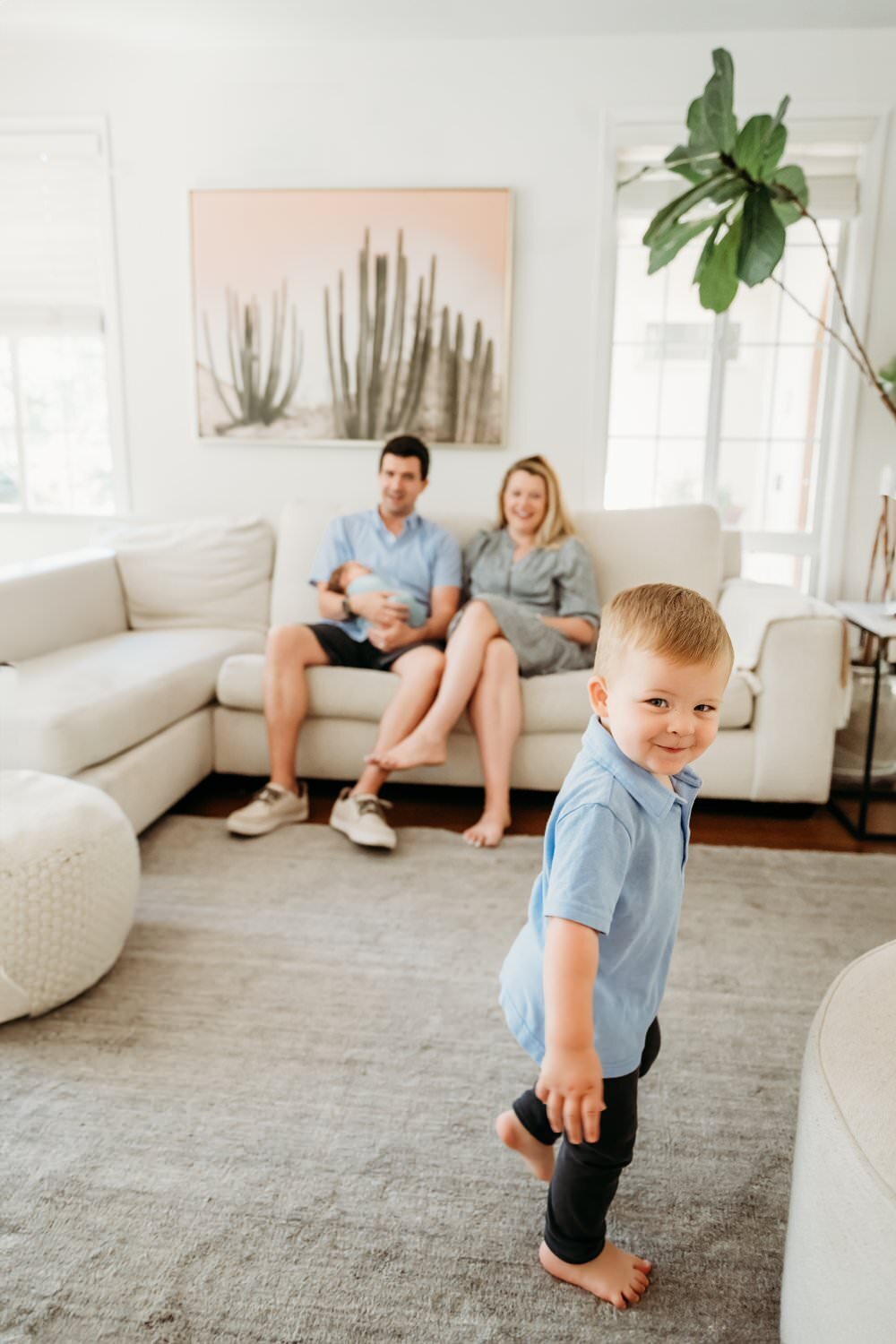 family-of-4-newborn-photoshoot