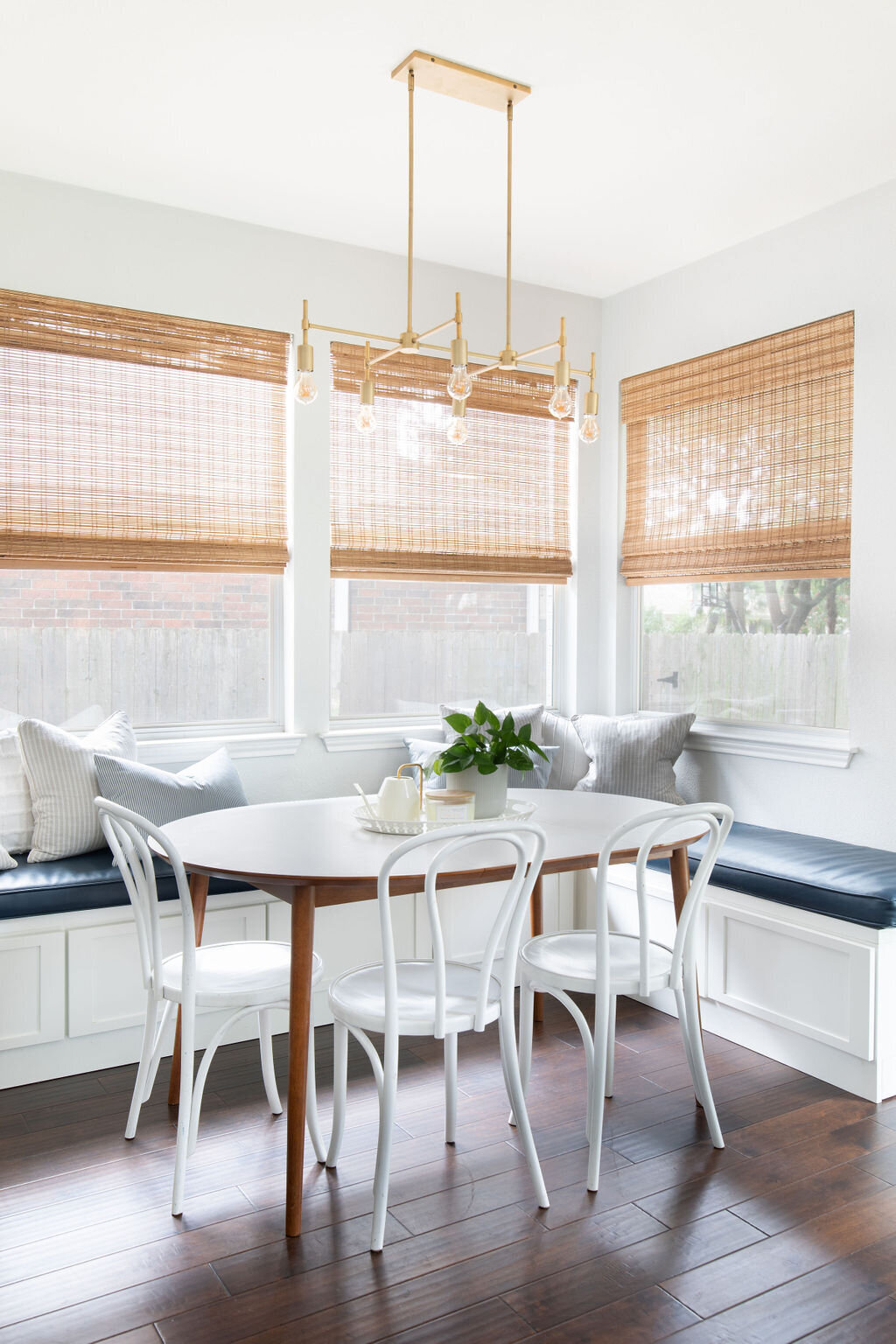 hello-home-austin-bright-and-airy-breakfast-nook-bench-storage-5