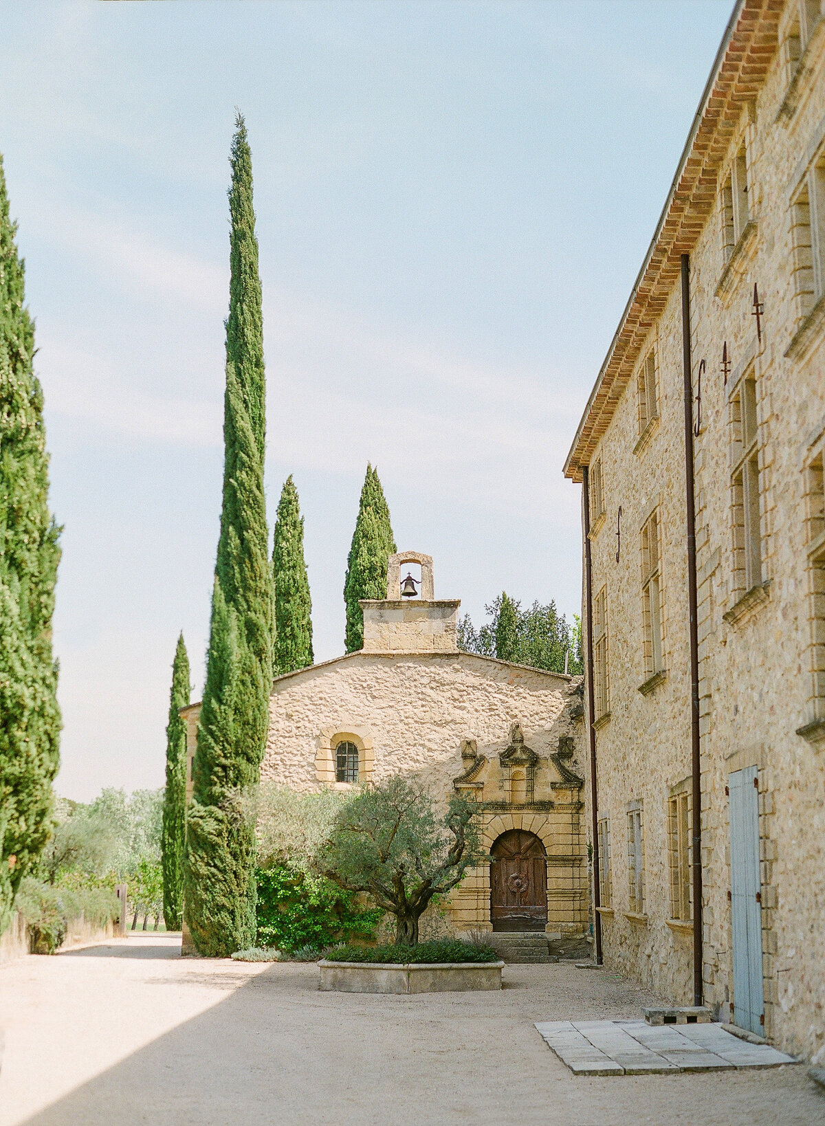 Jennifer Fox Weddings English speaking wedding planning & design agency in France crafting refined and bespoke weddings and celebrations Provence, Paris and destination Portfolio_©_Oliver_Fly_Photography_14