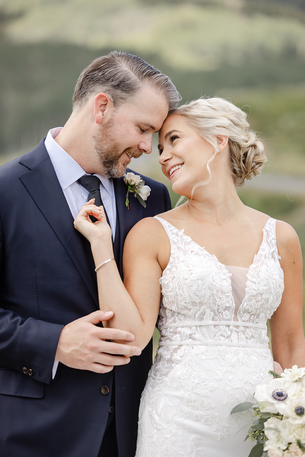 montage-deer-valley-summer-park-city-utah-wedding-logan-walker-425L-0400