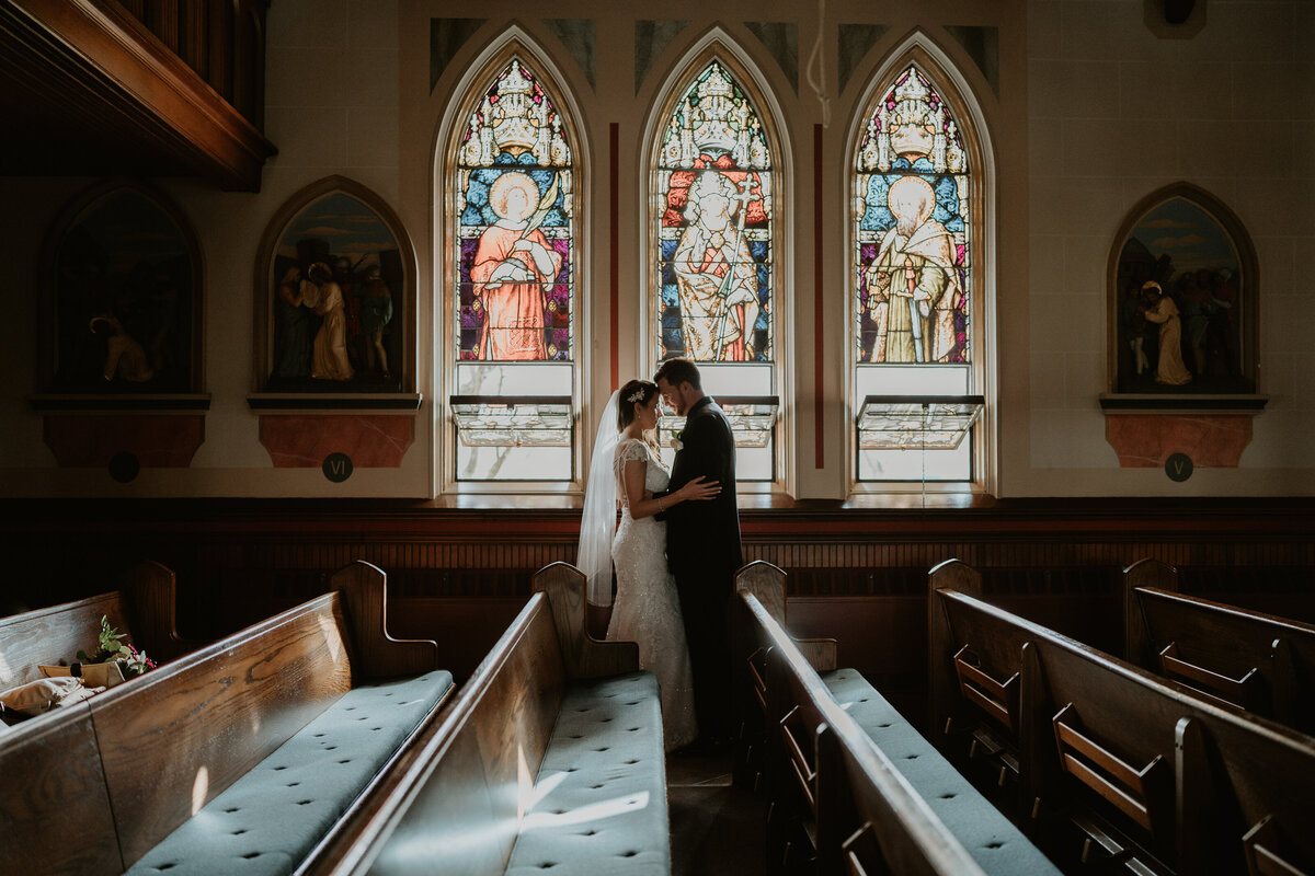 bride & groom smiling