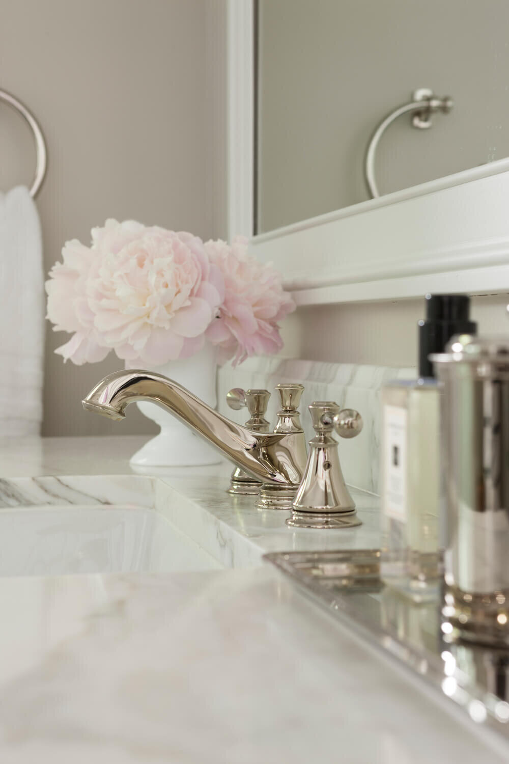 Silver-faucet-pink-peonies