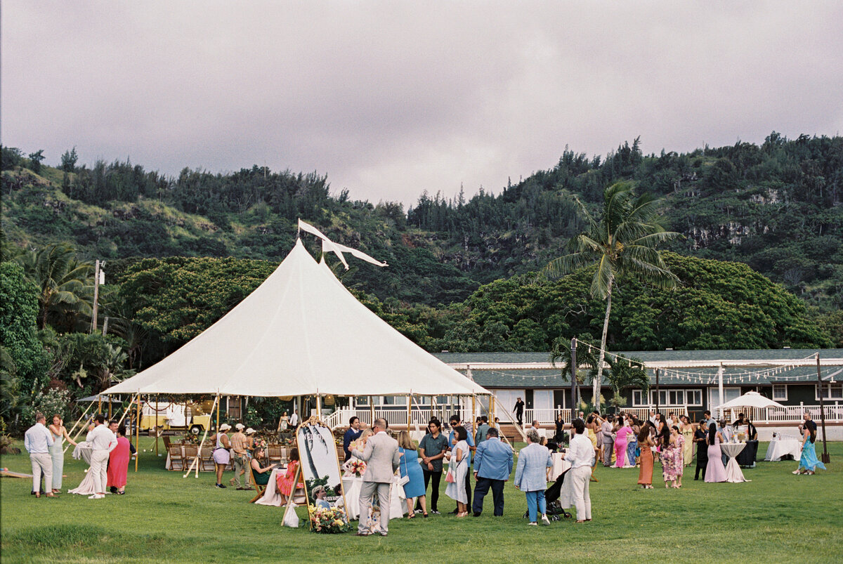 Loulu Palms Wedding on Oahu by Amanda Hartfield-10