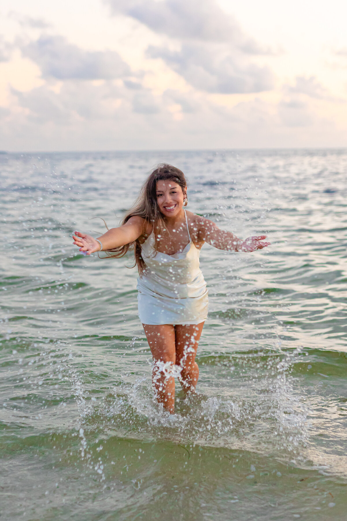 Florida-Senior-Photographer-senior-portraits-Tampa-senior-photographer-florida-Sandi-michelle-photography-urban-nature-session3