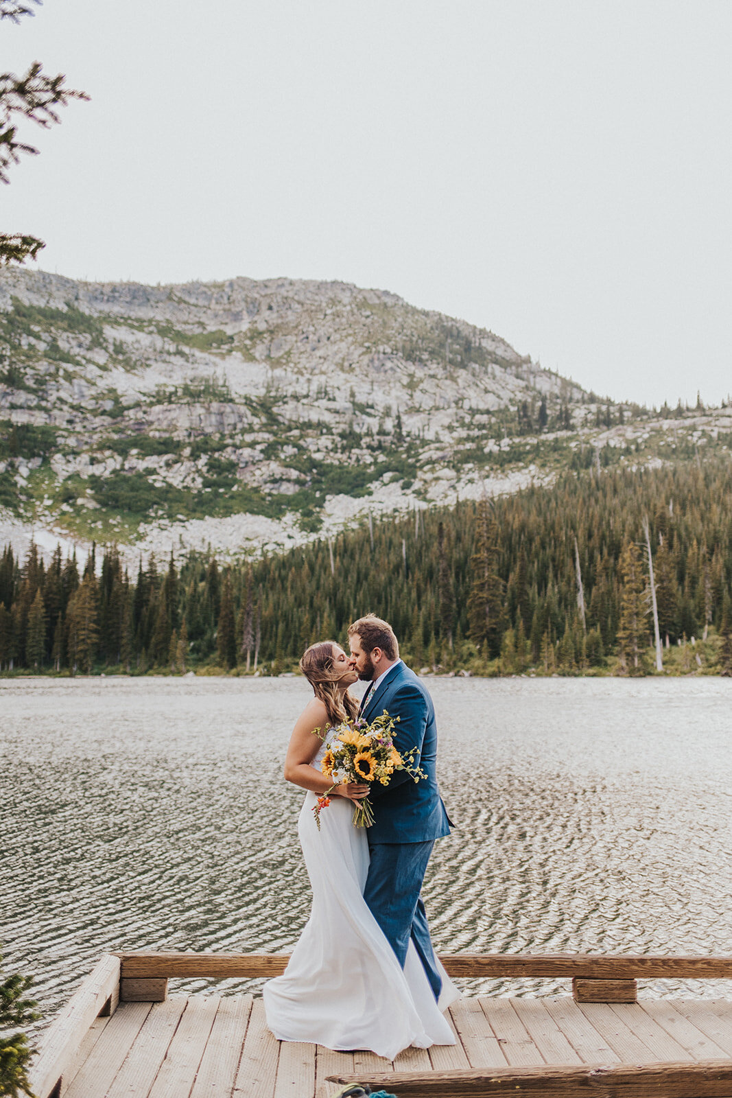 Idaho-elopement-venturing-vows-3