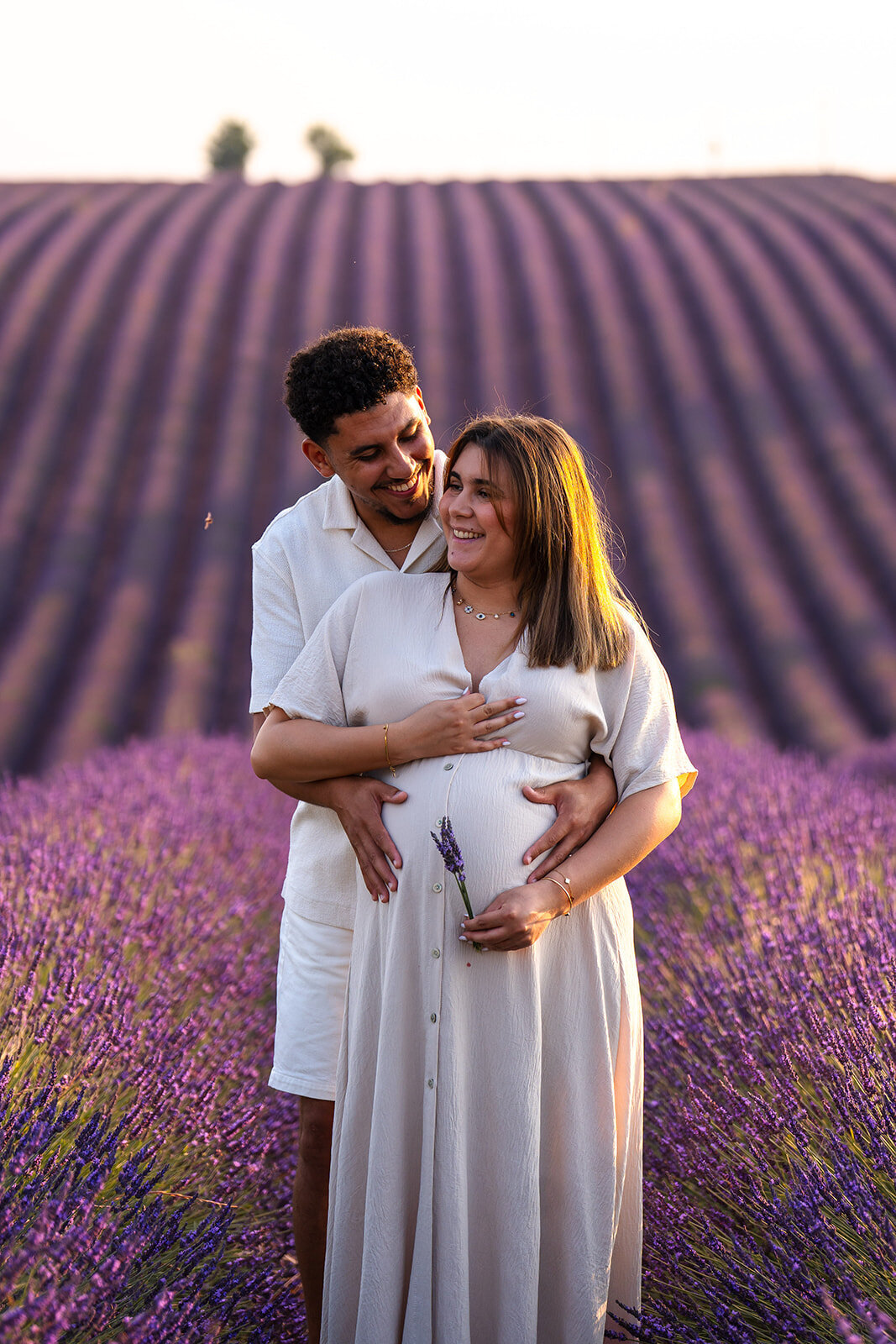 shooting-grossesse-couple-lavandes-provence94