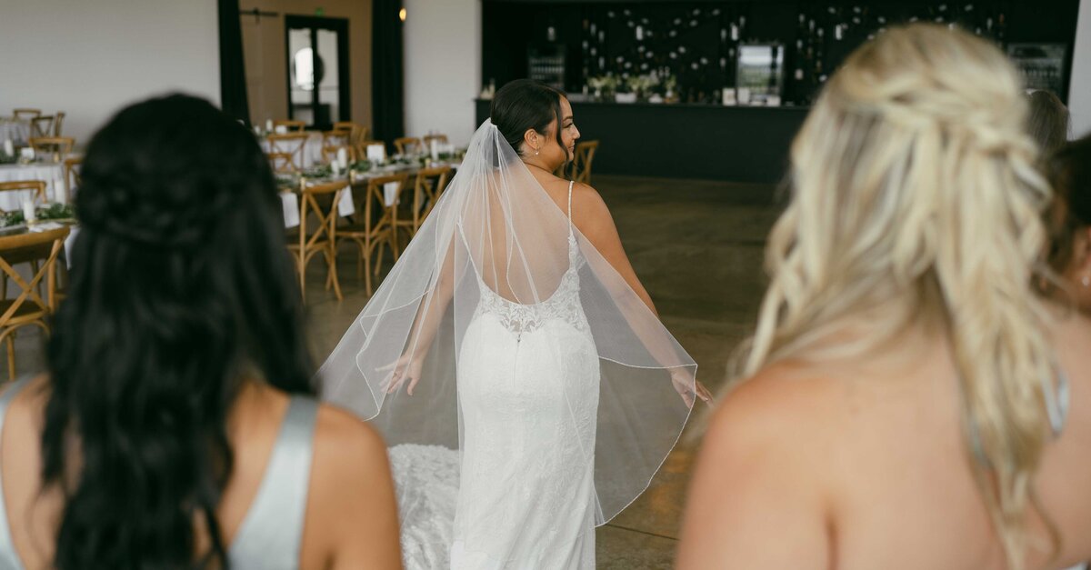 Elegant Mordern Wedding at Ashton Hill Farm-7