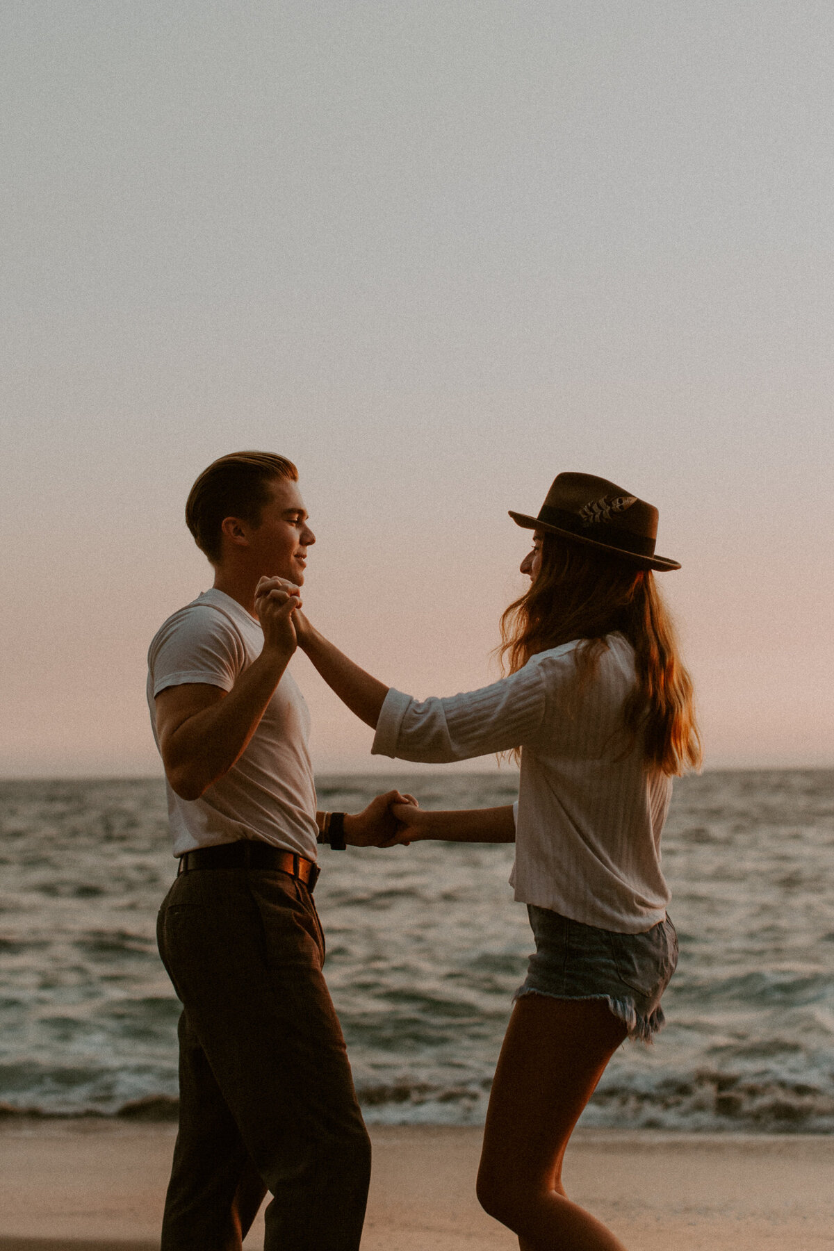 AhnaMariaPhotography_Couple_California_Beach_Julia&Cole-14