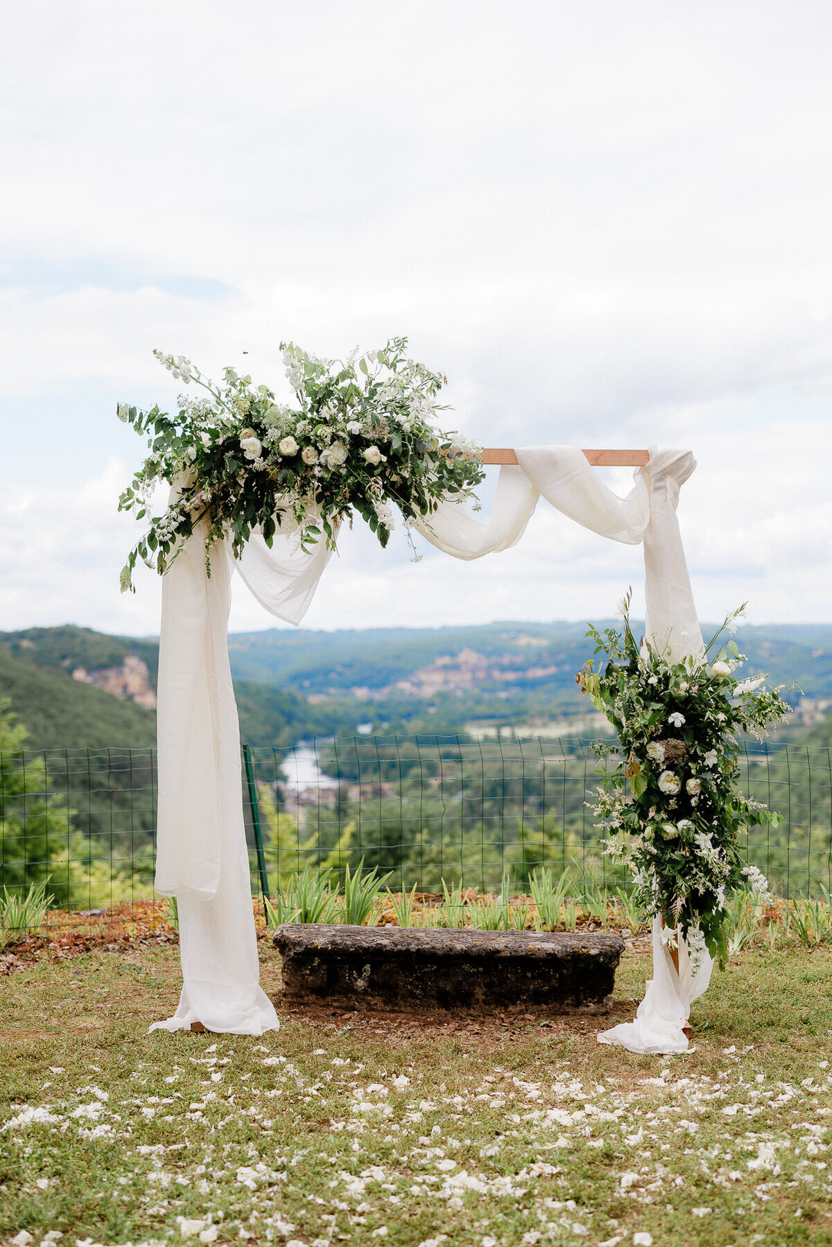 Modern_Chic_Chateau_Valouze_Destination_Wedding_Photographer-67