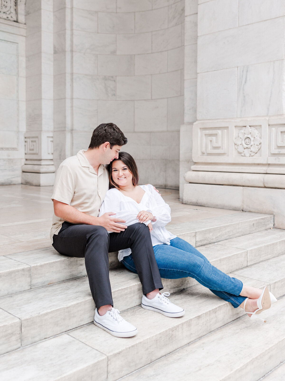 brittany-graf-photography-katie-mattingly-new-york-central-park-public-library-engagement-session-174