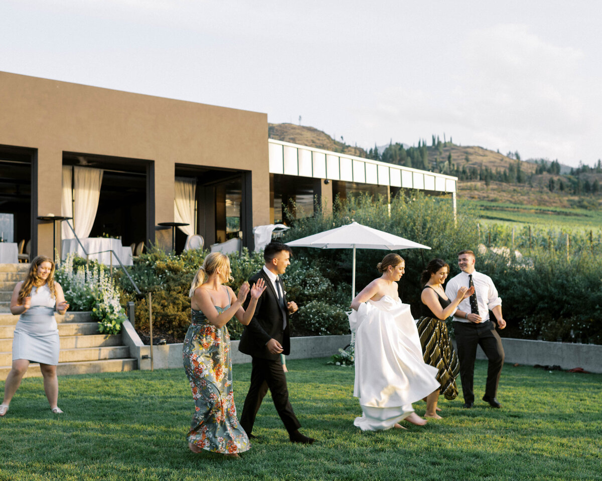 minted-photography-cedar-creek-winery-wedding-bc-115