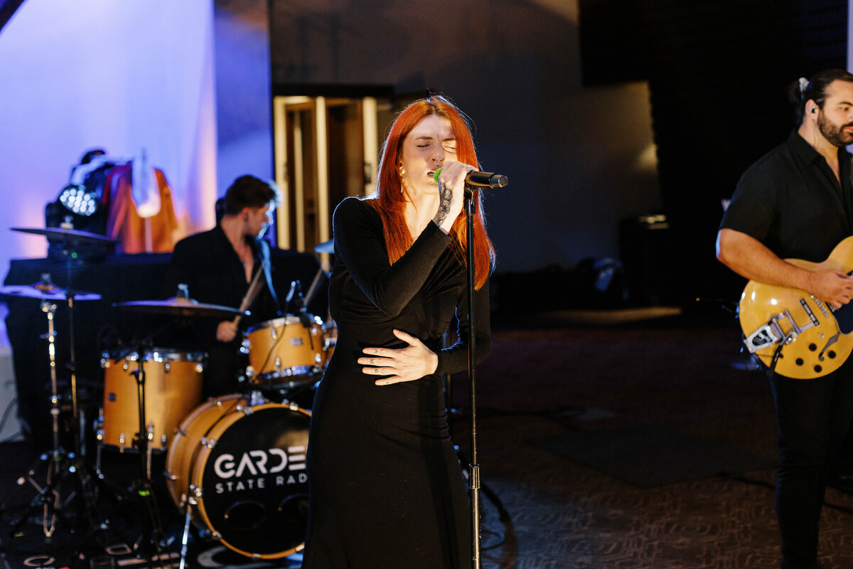 Phoenixville-Foundry-Romantic-Fall-Wedding-Photographer-Reception-Party-Photos_160