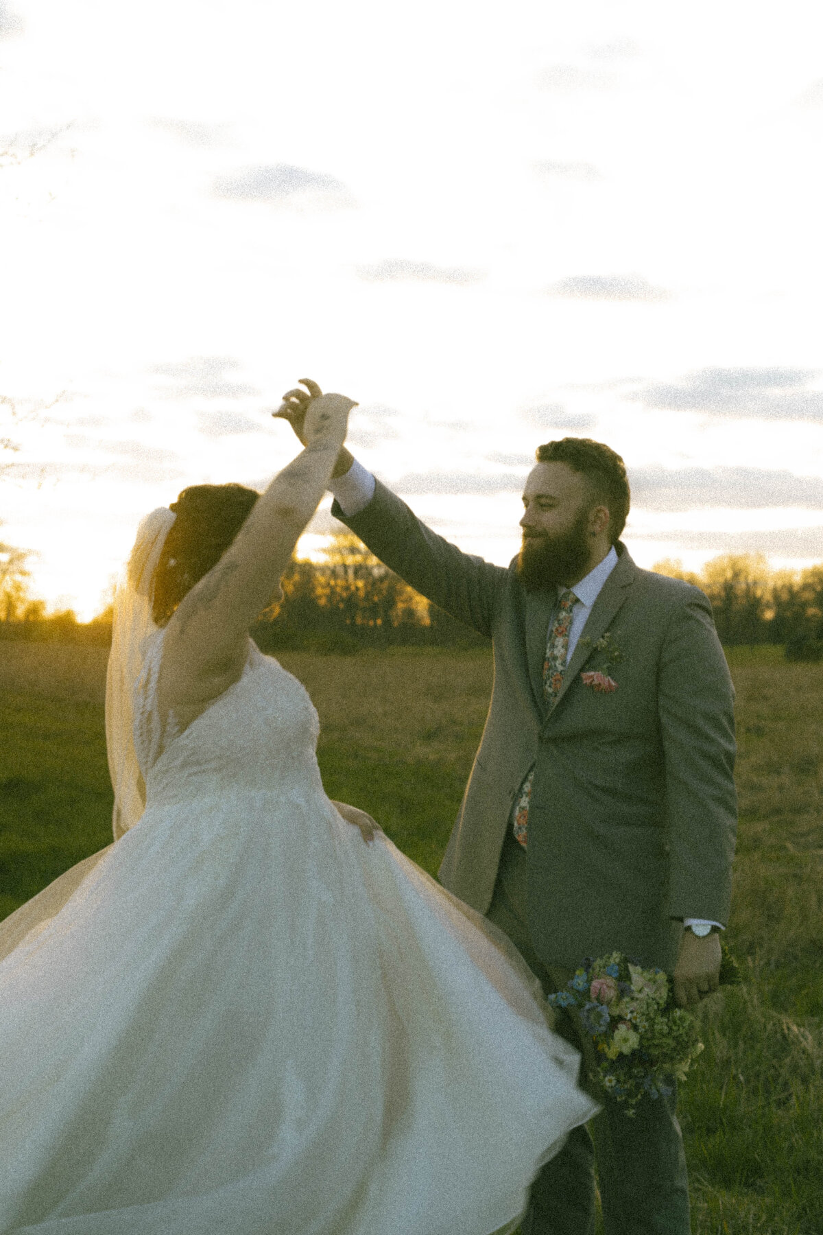 DYP-ROMANTIC-SPRING-WEDDING-1